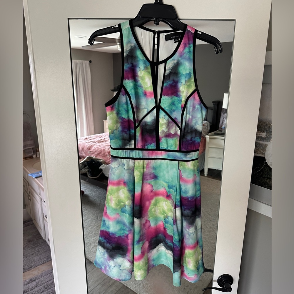 Adelyne Rae dress. Size: Small